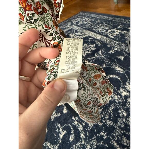 Max Studio High Collar Flower Button and Pleated Blouse - Picture 3 of 7